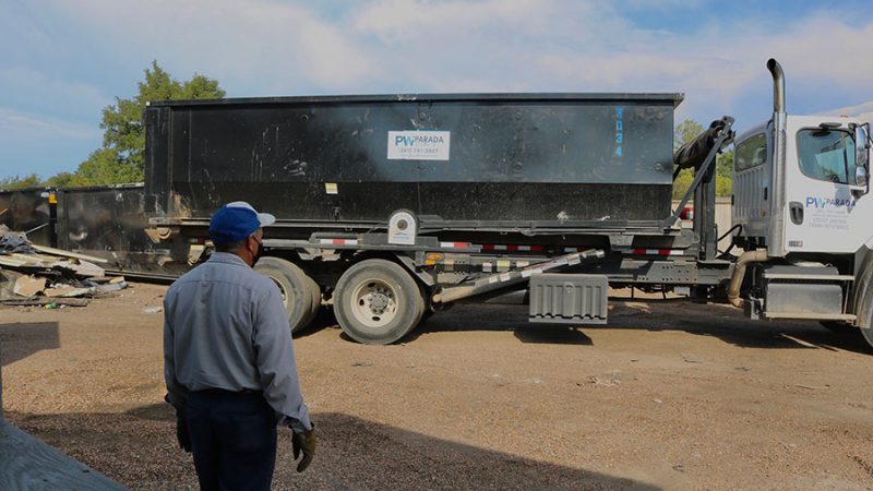 Parada Waste dumpster delivery in action